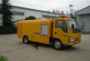 救险车
