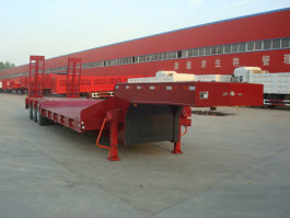 低平板半挂车
