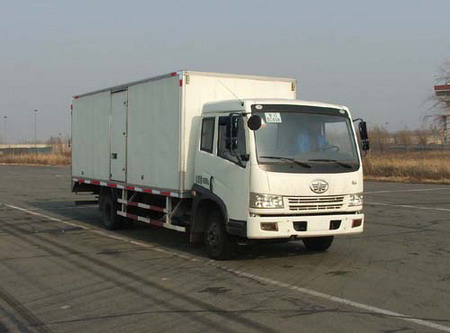 解放牌CA5103XXYP9K2L2E厢式运输车