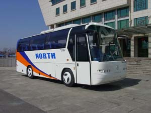 北方8.5米24-35座豪华旅游客车(BFC6850-1)