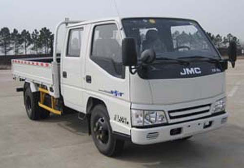 JX1061TSG23 江铃3.3米载货汽车图片