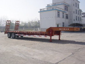 银宝13米20.5吨低平板半挂车(SYB9291DP)