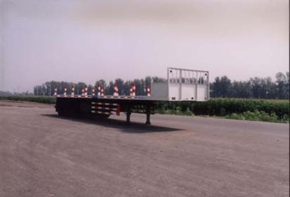 威腾13米31.7吨拖板半挂车(BWG9402)