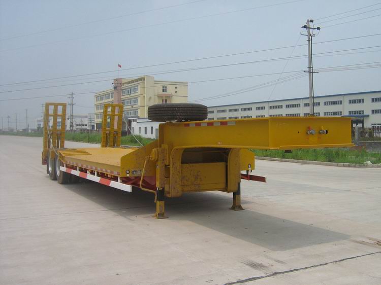 瑞江12.4米20吨低平板半挂车(WL9290TDP02)