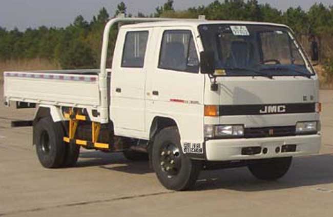 JX1050TSGA23 江铃3.4米载货汽车图片