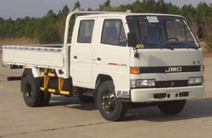 载货汽车