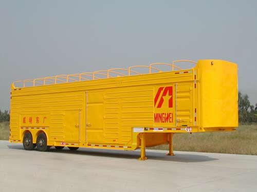 明威14.2米7.7吨车辆运输半挂车(NHG9170TCL)