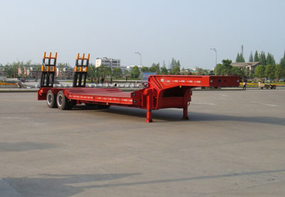神狐12.5米10吨低平板半挂车(HLQ9192TDP)
