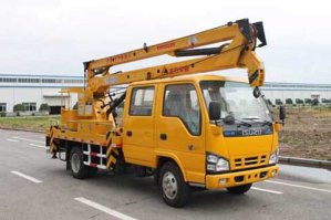 高空作业车