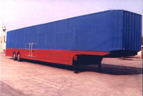 东堡13.9米7吨车辆运输半挂车(LY9160TCL)