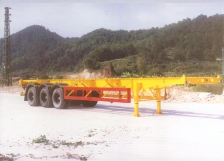 圣龙12.4米33.5吨集装箱运输半挂车(ZXG9400TJZ)