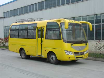 科威达6.6米24-26座客车(KWD6661QC1)