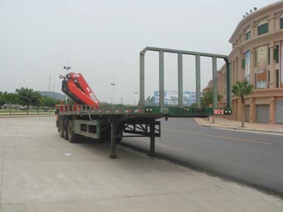 韶液12.9米27.4吨随车起重运输半挂车(SGQ9400JSQ)