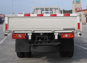 JX1031TG23 江铃4.2米载货汽车图片