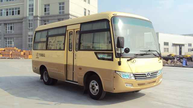 吉江6米10-19座客车(NE6606K01)