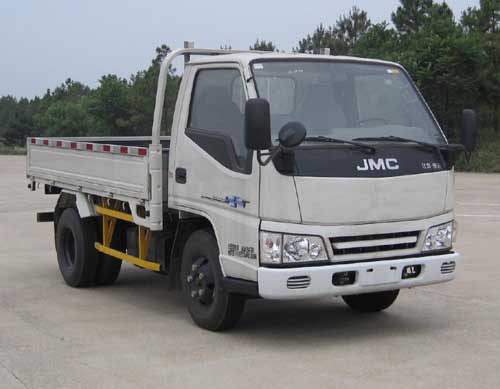 JX1041TAA24 江铃3.1米载货汽车图片