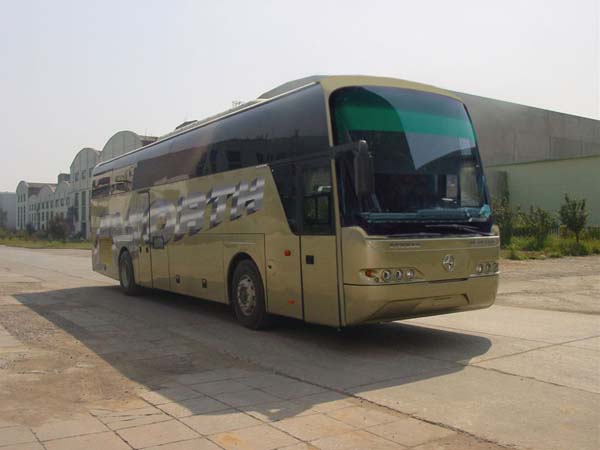 北方12米24-55座豪华旅游客车(BFC6123KE)