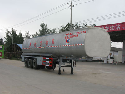 程力威10.6米30吨鲜奶运输半挂车(CLW9401GNY)