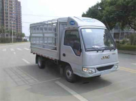仓栅式运输车