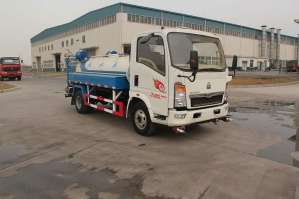 洒水车