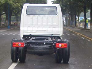 JX1030TSG23 江铃3.4米载货汽车图片