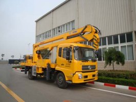 高空作业车
