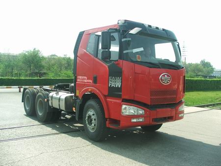 CA4250P63K2T1AHXE4 解放集装箱半挂牵引汽车图片