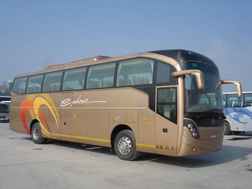 金旅12米24-55座客车(XML6125S13)