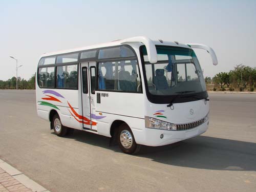 齐鲁6米13-19座轻型客车(BWC6602B)