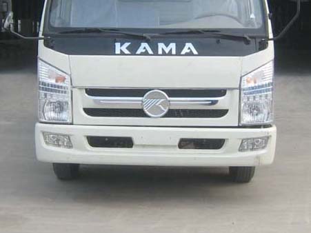 KMC1103D3 凯马106马力单桥柴油4.6米国三载货汽车图片
