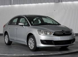 东风雪铁龙牌DC7165LYEA型轿车