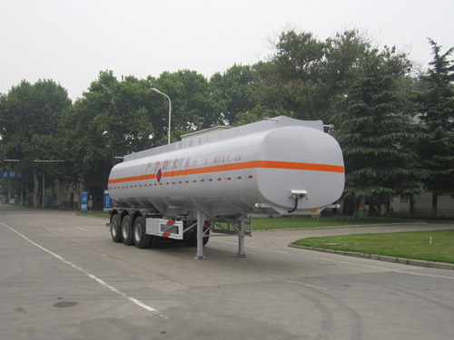 宇通11.7米31.5吨易燃液体罐式运输半挂车(YTZ9401GRYA)