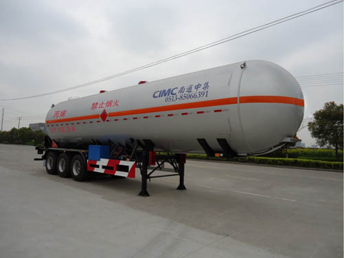 中集13米24.7吨液化气体运输半挂车(NTV9401GYQQ)