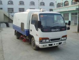 扫路车