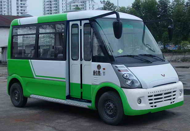 五菱4.8米11座客车(GL6463L4)