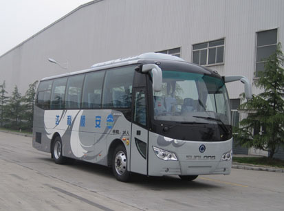 申龙8.7米24-37座客车(SLK6872F2A3)