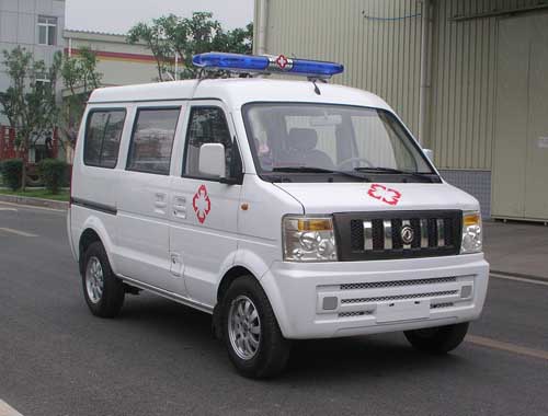 东风牌EQ5023XJHF救护车