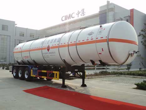 宏图13米31吨易燃液体罐式运输半挂车(HT9401GRY1)