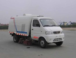 扫路车