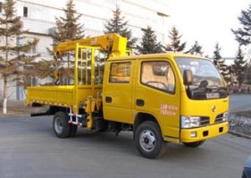 铁运牌MQ5040JSQD随车起重运输车