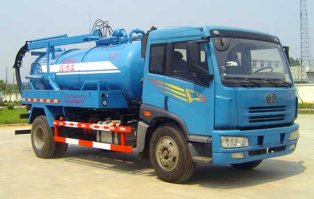 吸污车