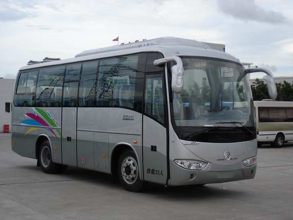 金旅8米10-23座客车(XML6807J53)