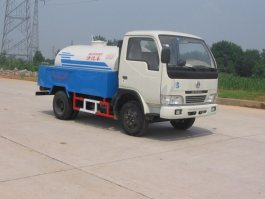 清洗车