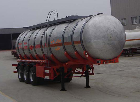 兴扬12.3米33吨化工液体运输半挂车(XYZ9401GHY)