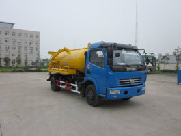 吸污车