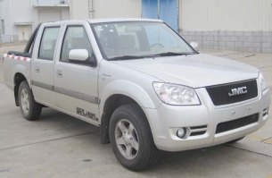 轻型载货汽车