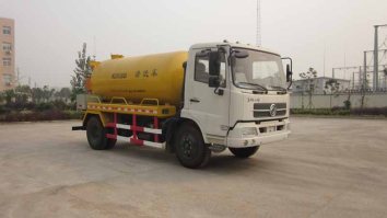 清洗车