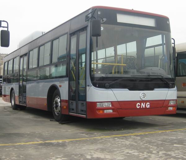 金旅11.4米20-46座城市客车(XML6115J18CN)