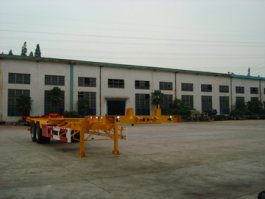 集装箱运输半挂车