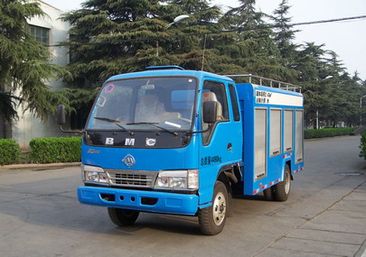 奔马 罐式低速货车(BM4015PG2)